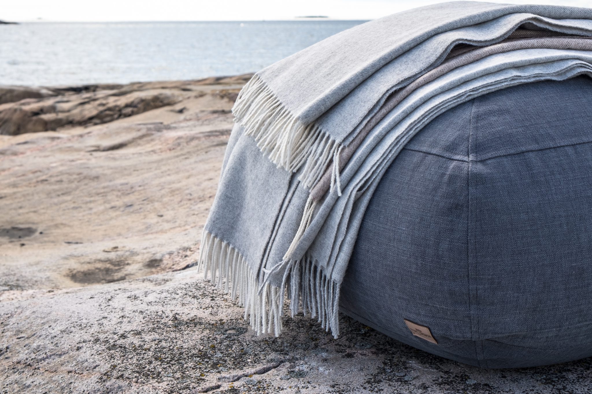 BABY ALPACA HERRINGBONE THROW/ SHAWL - Image 12